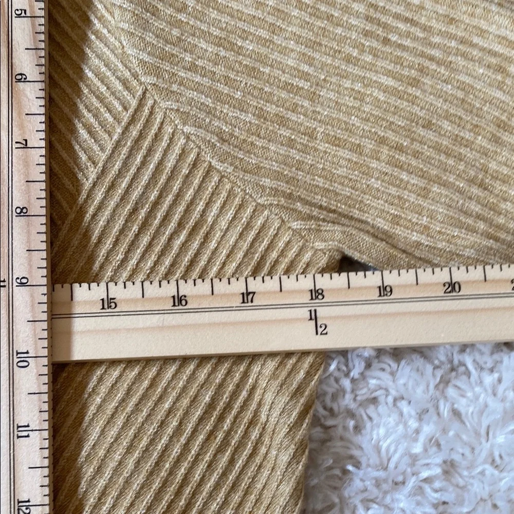 Nanette Lepore Gold/Mustard Sweater with Black Accents Size Large - Picture 9 of 13